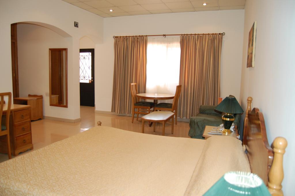 Prince Hotel Kano Quarto foto